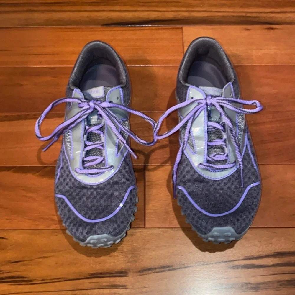 Reebok Sneakers